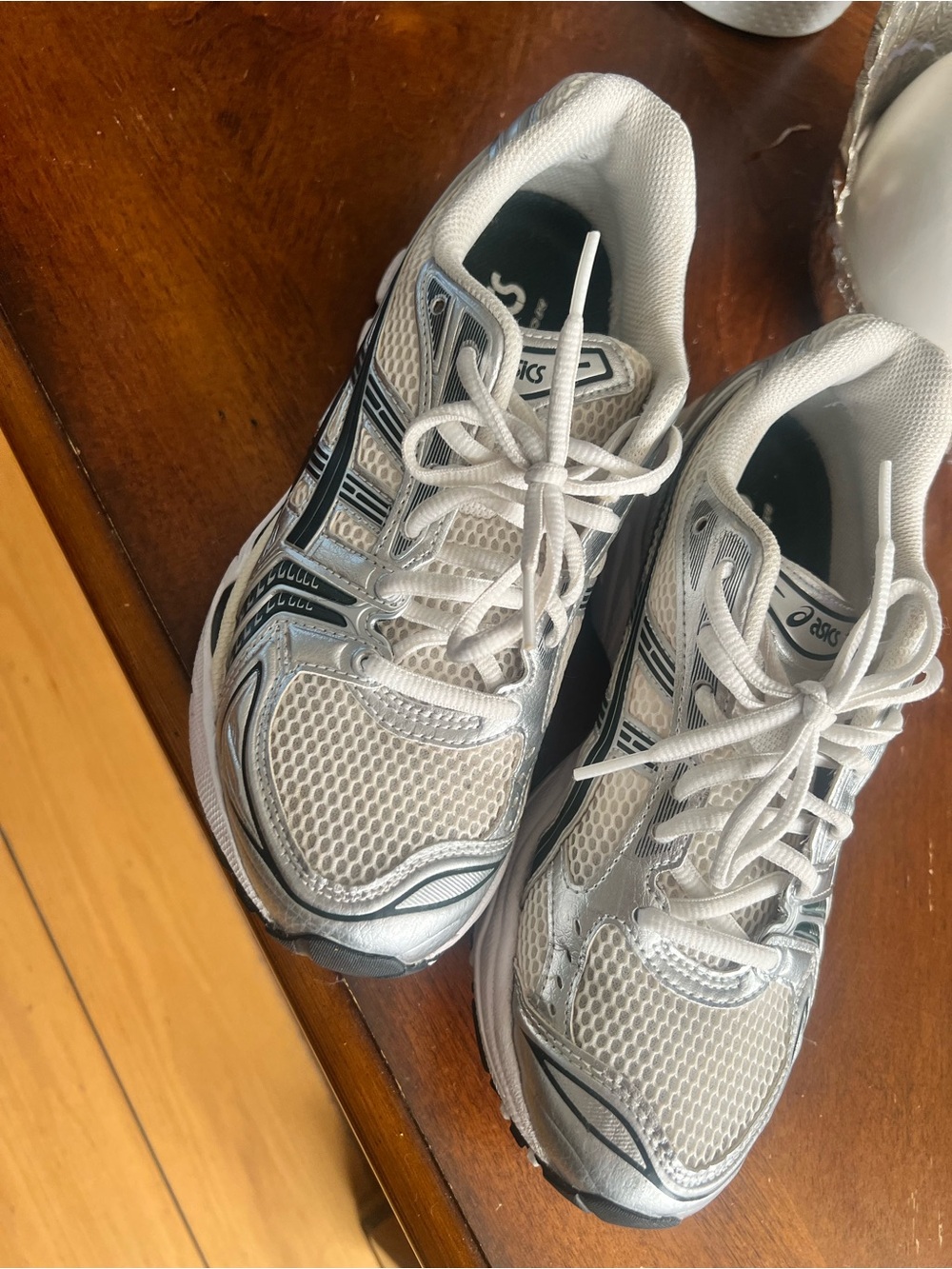 Asics Gel Kayano 14 Silver White Running Shoes Y2K - Picture 2 of 10